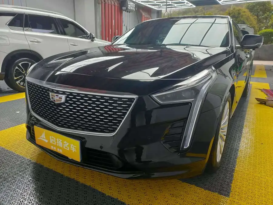 كاديلاك CT6 2021 28T النخبة