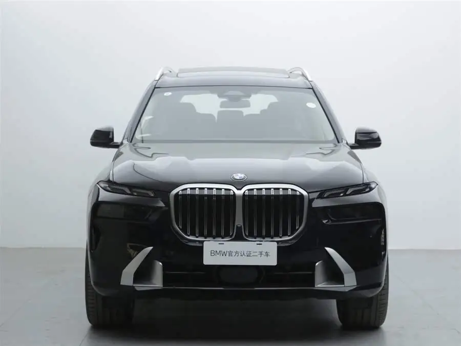 بي إم دبليو X7 2024 xDrive40i باقة فاخرة متقدمة