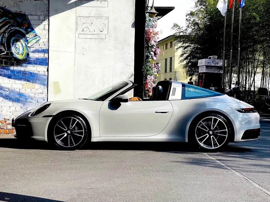 Porsche 911 2022 Targa 4 3.0T