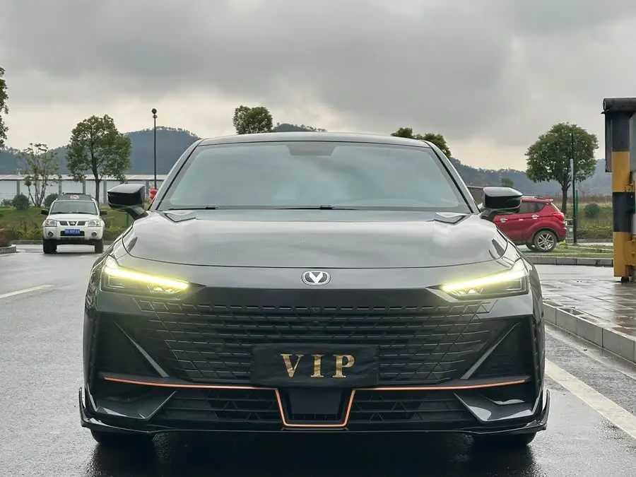 Changan UNI-V 2023 1.5T Sport Edition