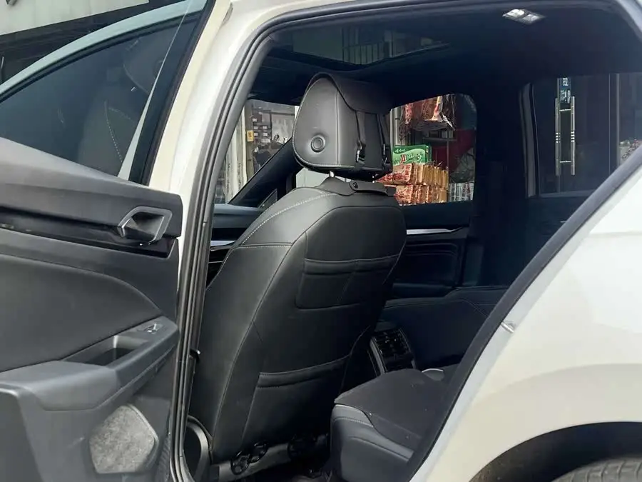 Golf 2023 Model 280TSI DSG R-Line Lite