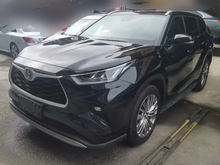 هايلاندر 2022 380T النسخة الفاخرة ذات الدفع الرباعي 7 مقاعد