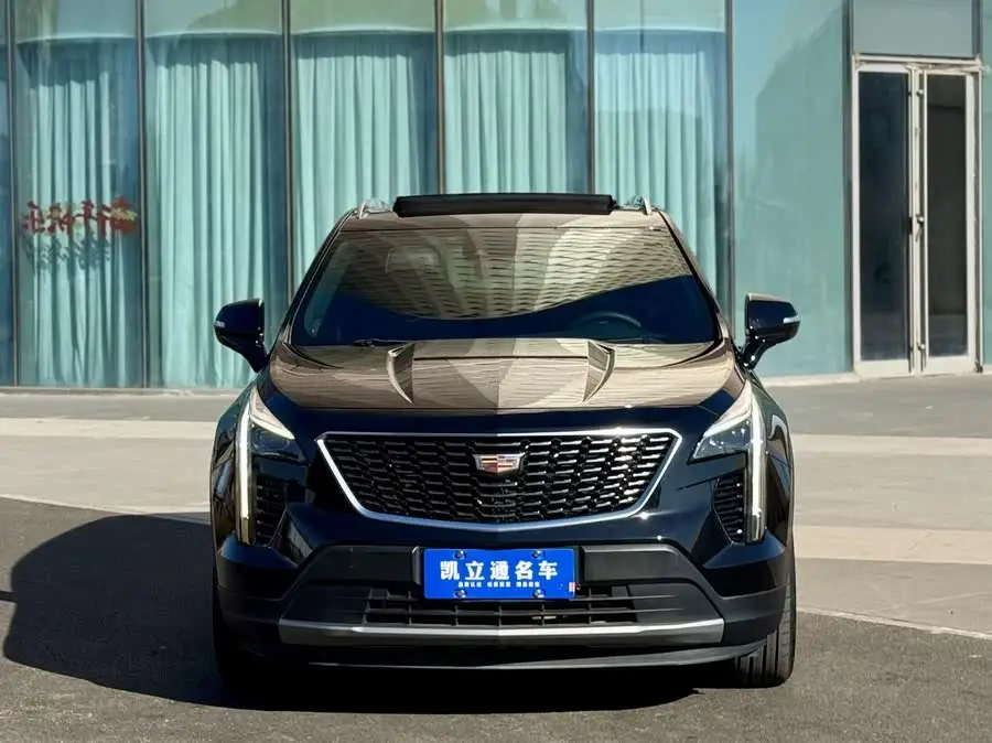 Cadillac XT4 2023 28T Two-Wheel Drive Luxury