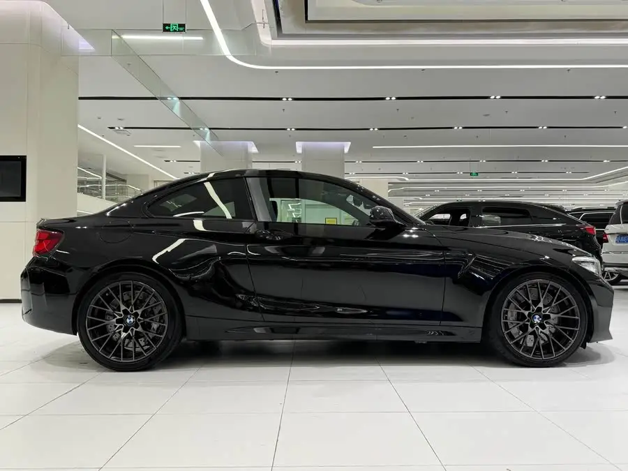 بي إم دبليو M2 2018 نسخة M2 ثندرا