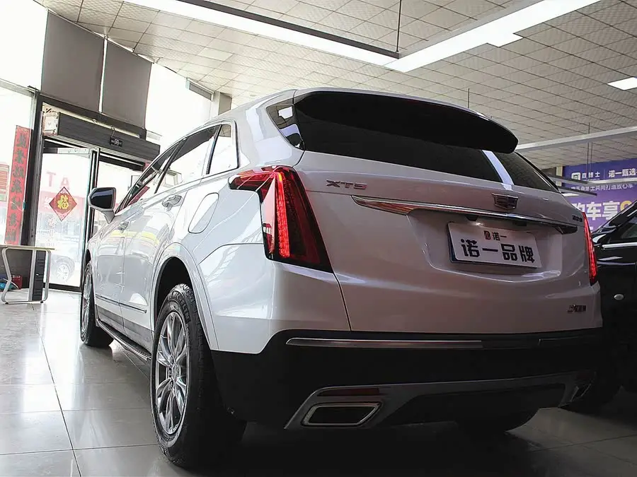 كاديلاك XT5 2020 طراز مُعدل 28T فئة فاخرة