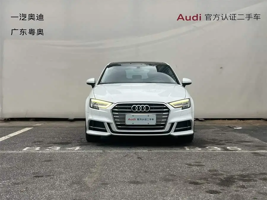 أودي A3 2020 سبورتباك 35 TFSI نموذج رياضي المعايير الصينية VI