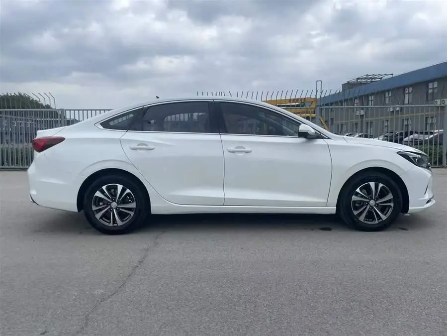 Yidong 2021 Plus Blue Whale NE 1.4T GDI DCT Premium