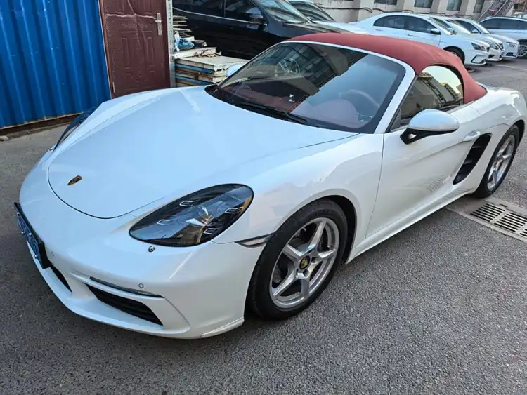 Porsche 718 2022 Model Boxster 2.0T