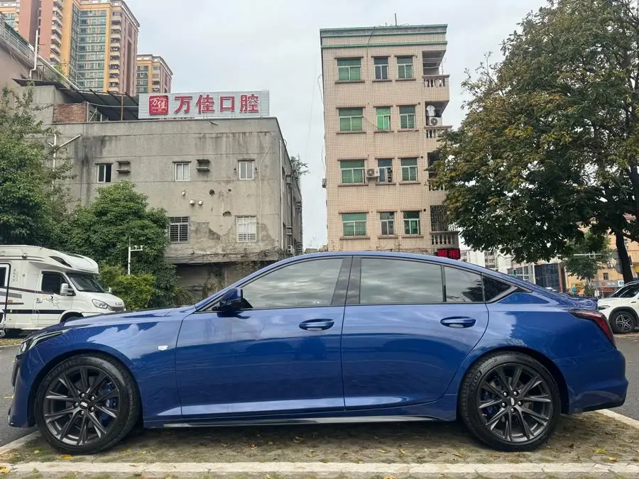 كاديلاك CT5 2020 طراز تحديث 28T بلاتينوم سبورت إديشن