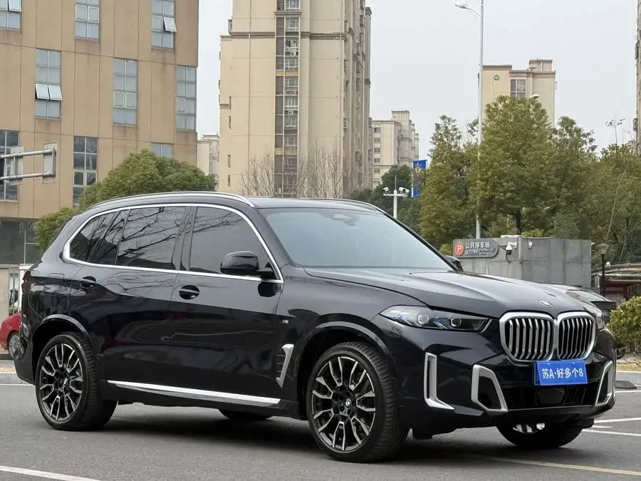 BMW X5 2023 xDrive 40Li M Sport Package