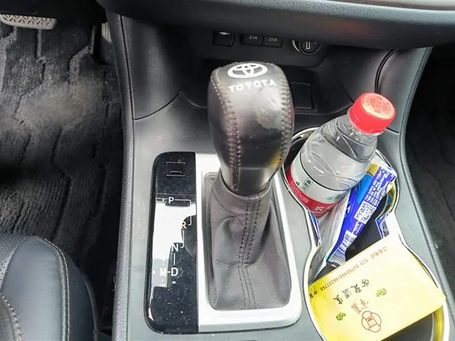 هايلاندر 2021 فئة 2.0T دفع ثنائي فاخرة 7 مقاعد