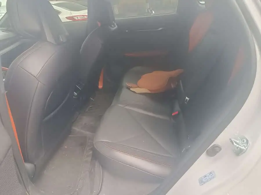 Changan UNI-V 2022 1.5T Intelligent Navigation Edition