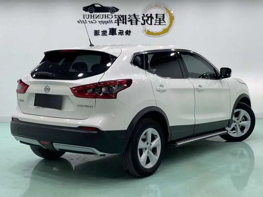 نيسان قشقاي 2022 2.0 لتر CVT XV الذكية