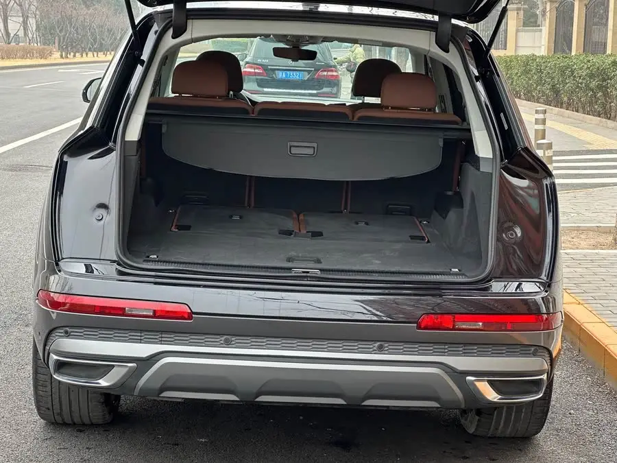 Audi Q7 2020 55 TFSI quattro S line Sport