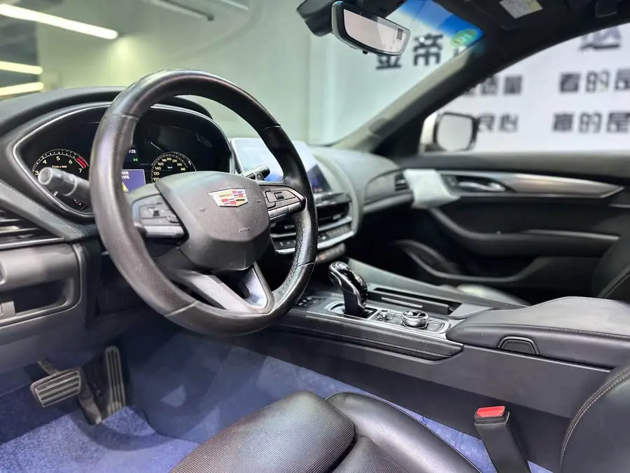 كاديلاك CT5 2020 28T الطراز الرياضي الرائد