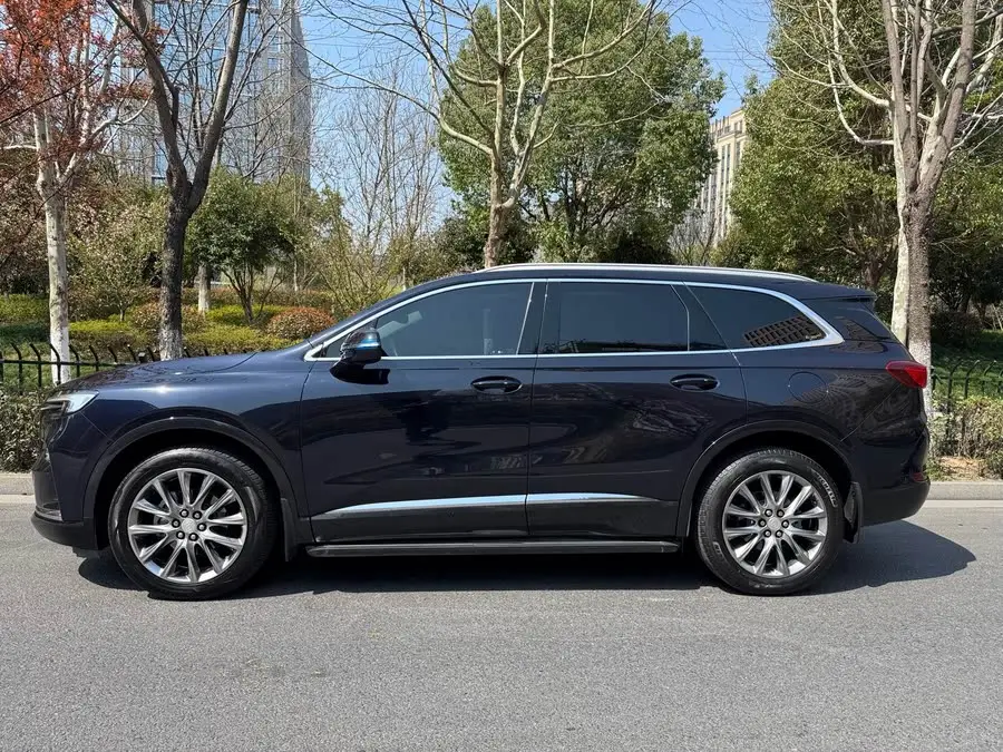 2020 Envision 28T Two-Wheel Drive Premium