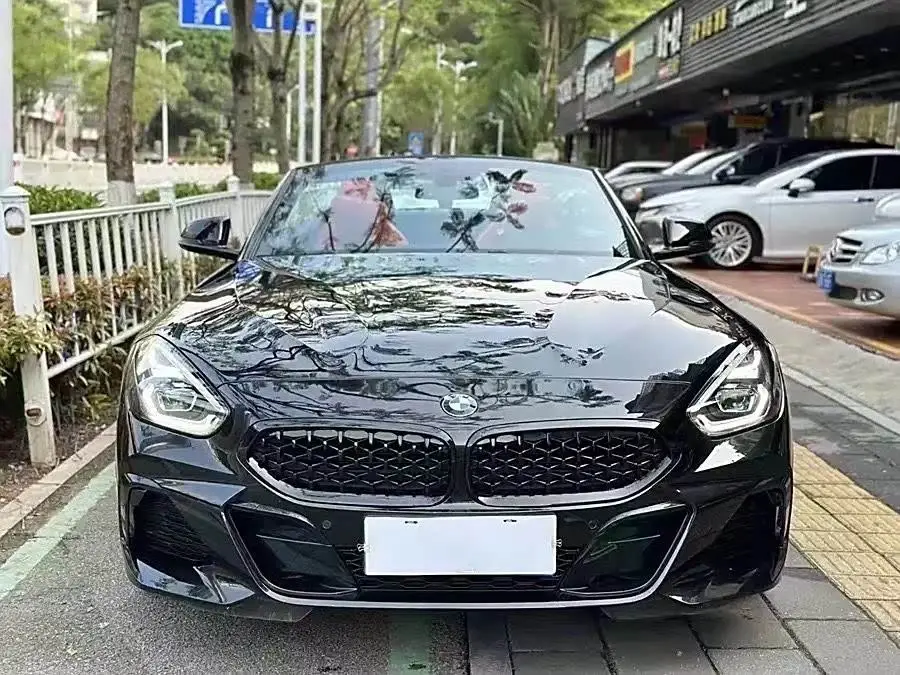 بي إم دبليو زد 4 2022 طراز sDrive 25i حزمة M الرياضية