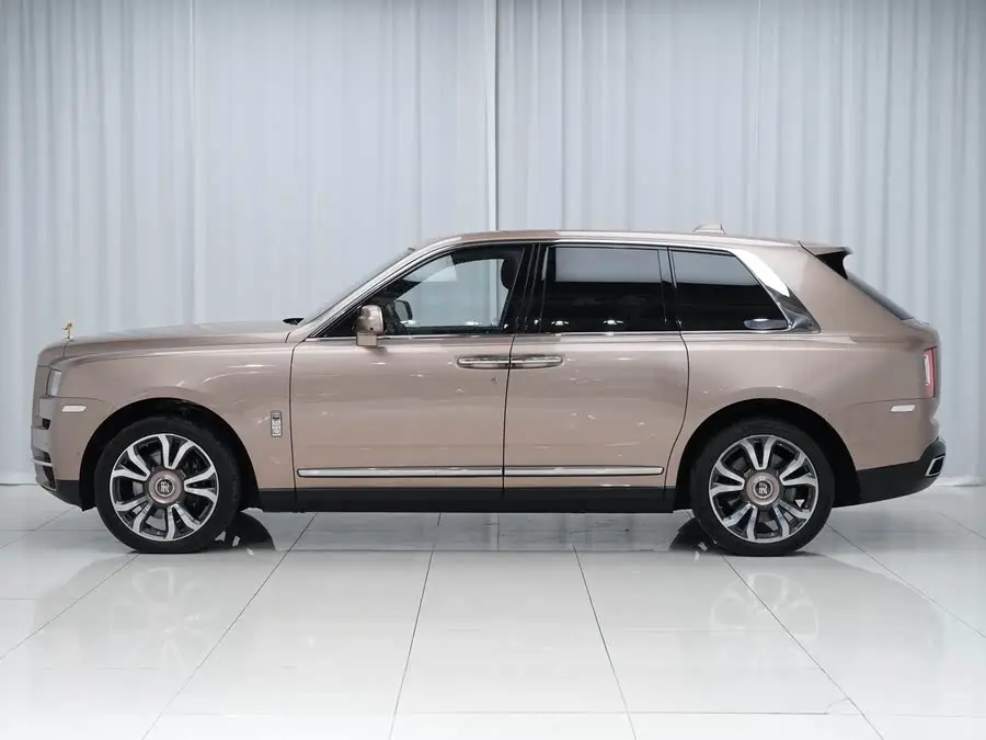 كولينان 2018 نسخة بأربعة مقاعد