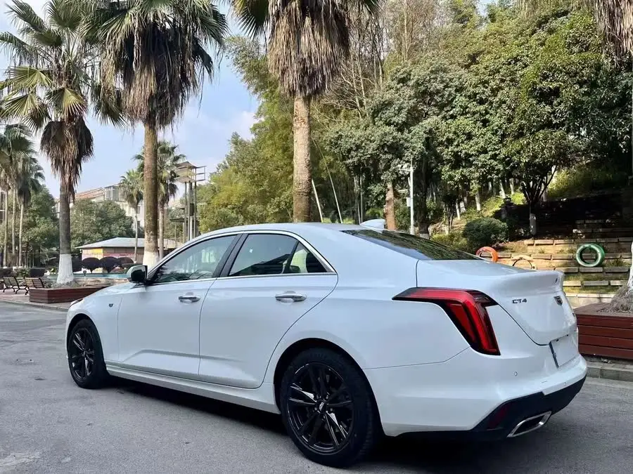 Cadillac CT4 2022 28T Luxury