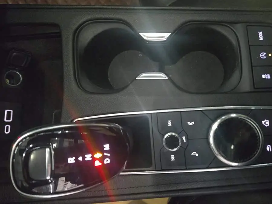 Cadillac XT4 2021 28T FWD Tech Edition