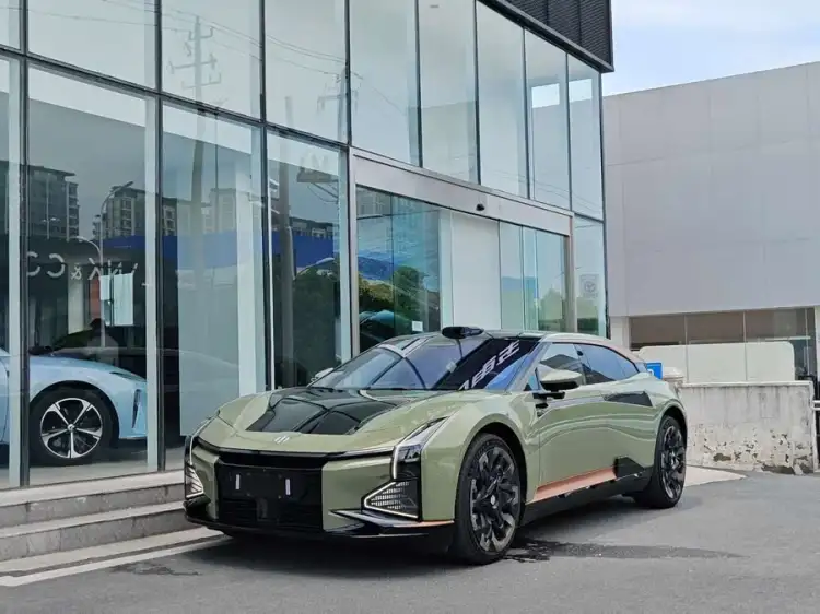 HiPhi Z 2023 Model Five-Seater