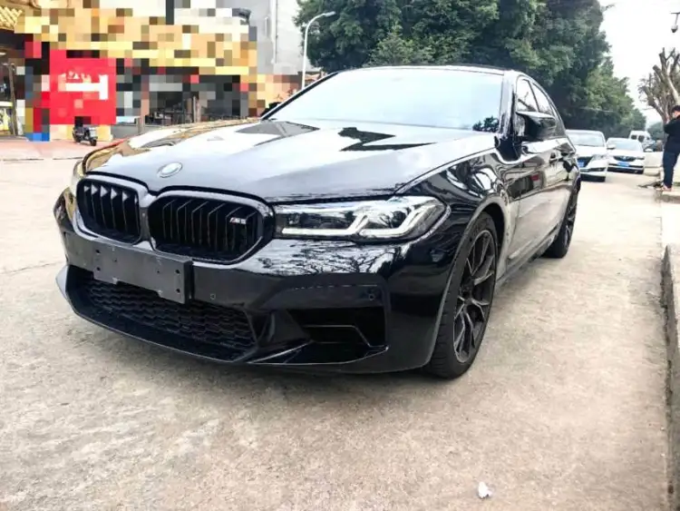 BMW M5 2021