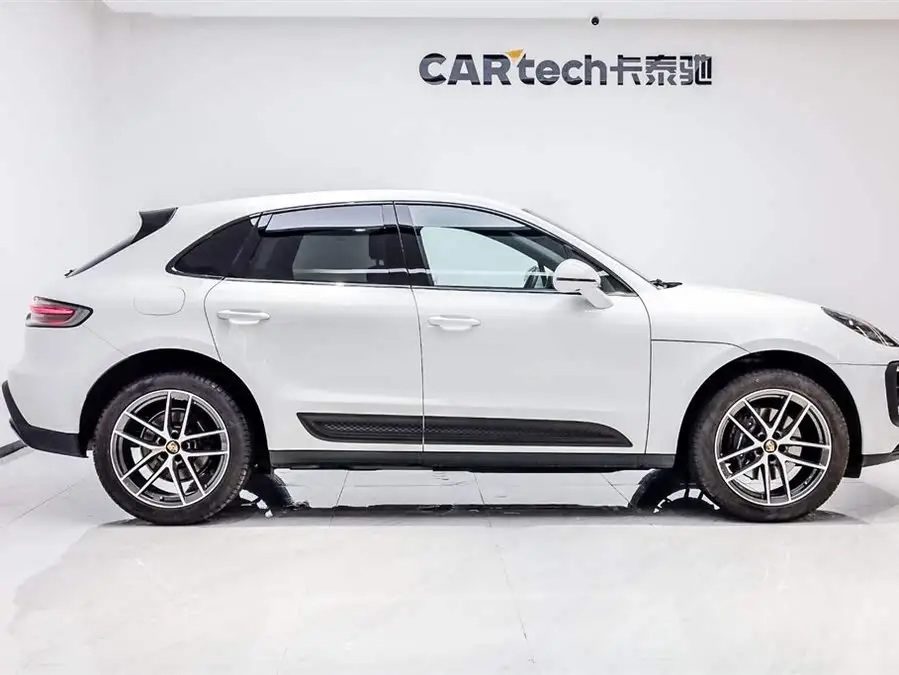 2023 Macan 2.0T