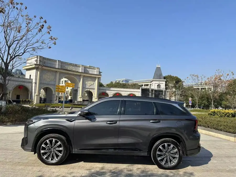 شانجان UNI-K 2021 2.0T التميز