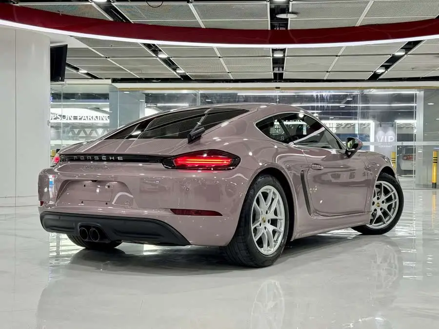Porsche 718 2022 Cayman 2.0T