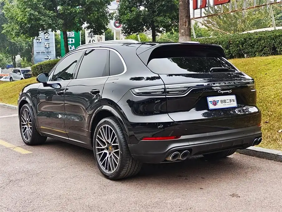 2022 Cayenne 3.0T Platinum Edition