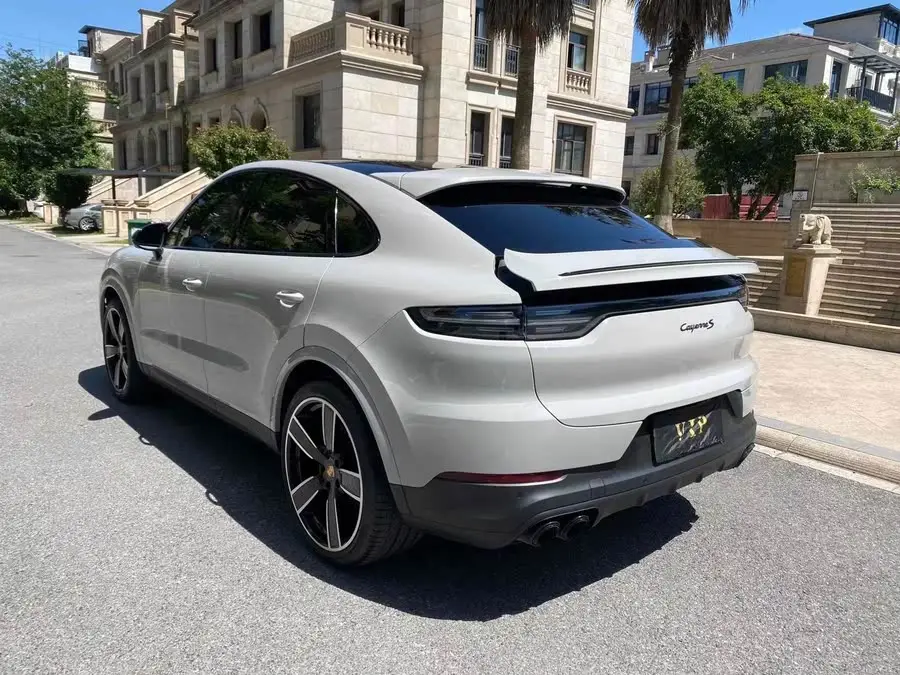 2022 Cayenne Cayenne Coupé 3.0T Platinum Edition