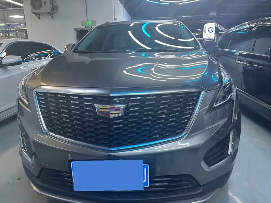 كاديلاك XT5 2021 28T الفاخرة