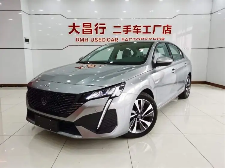 Peugeot 408 2022 1.6T Pursuit Edition