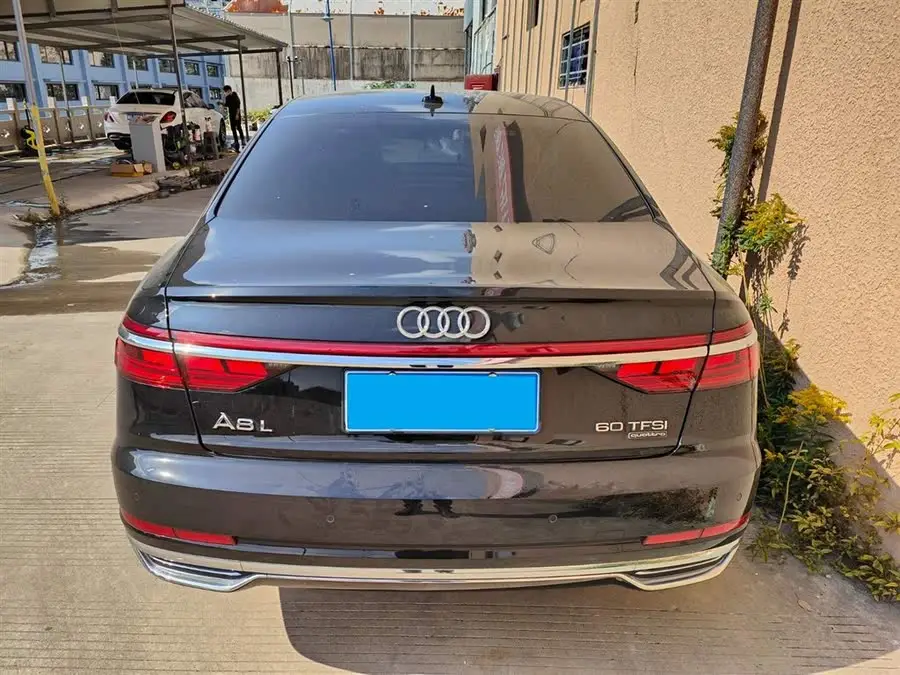 أودي A8 طراز 2021 A8L 60 TFSI كواترو بريستيج