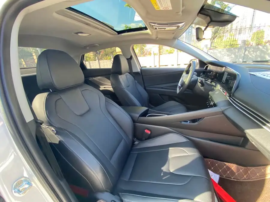 إيلانتر 2022 1.5L CVT GLX النخبة