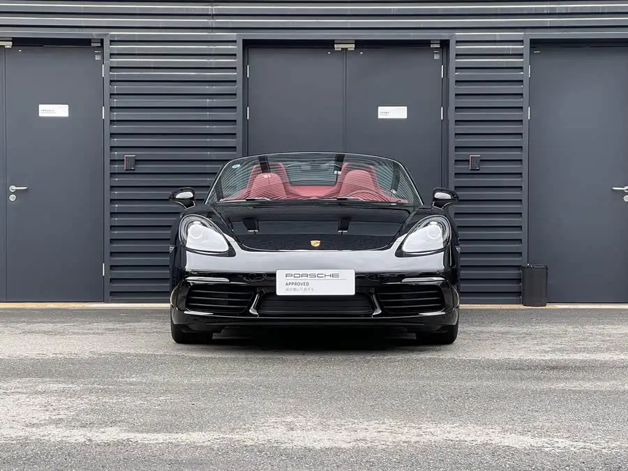 Porsche 718 2022 Model Boxster 2.0T