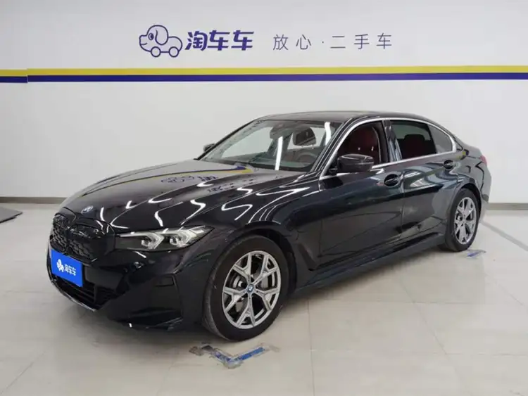 BMW i3 2022 eDrive 35 L