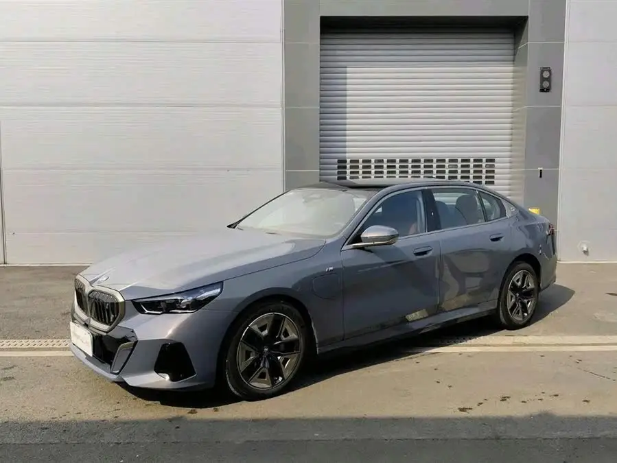 BMW i5 2024 eDrive 35L M Sport Package