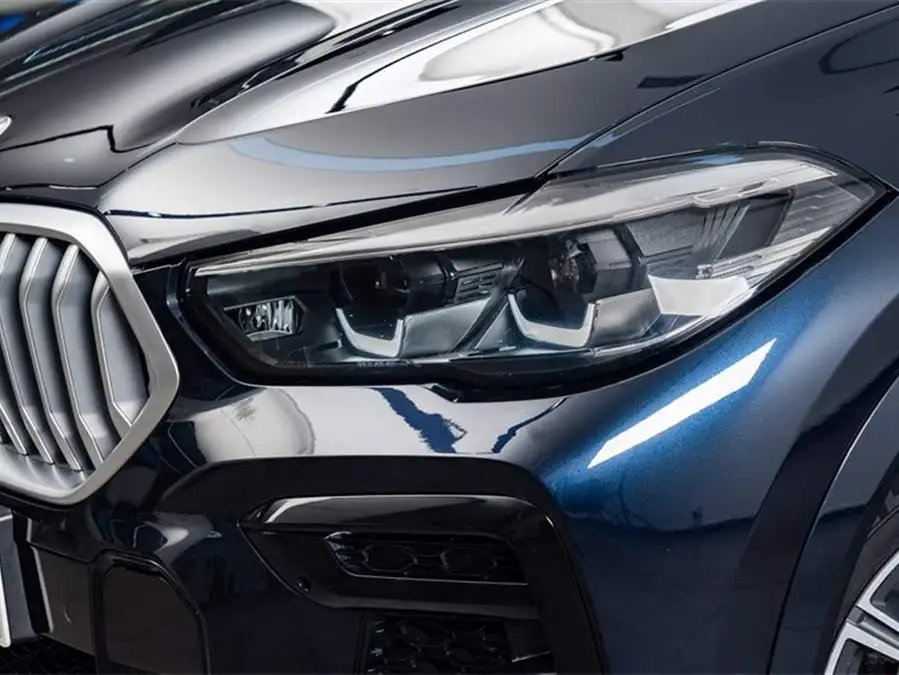 بي إم دبليو X6 2022 xDrive30i حزمة M الرياضية