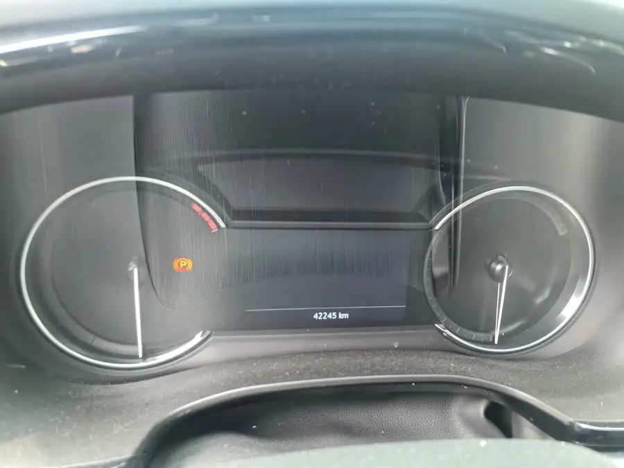 كاديلاك XT6 2022 2.0T ستة مقاعد دفع رباعي فاخرة