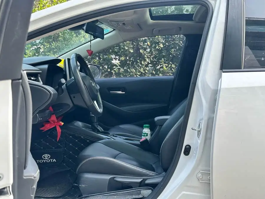 2021 كورولا 1.2T S-CVT الإصدار الفاخر