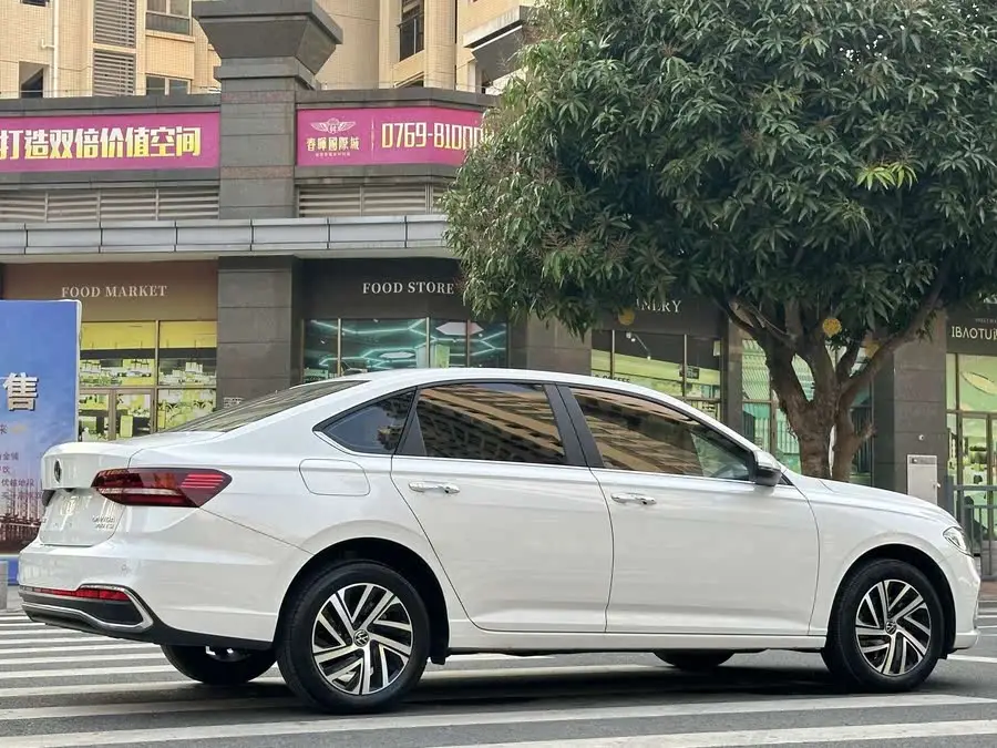 لافيدا 2024 300TSI DSG إصدار الاستمتاع الكامل