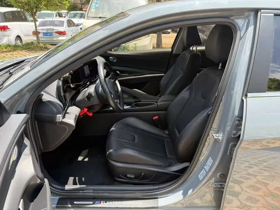 إيلانتر 2021 1.5 لتر CVT LUX النسخة الفاخرة