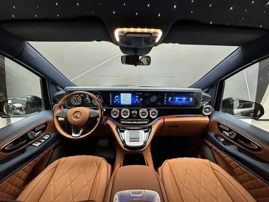 فيتو 2023 نسخة الأعمال 2.0T 7 مقاعد