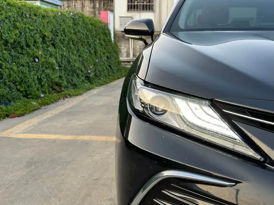 Camry 2021 2.0G Luxury Edition