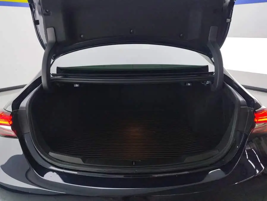 بيوك لاكروس 2022 652T الفاخرة