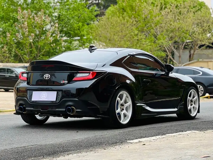 تويوتا 86 2022 GR 86 2.4L النسخة اليدوية