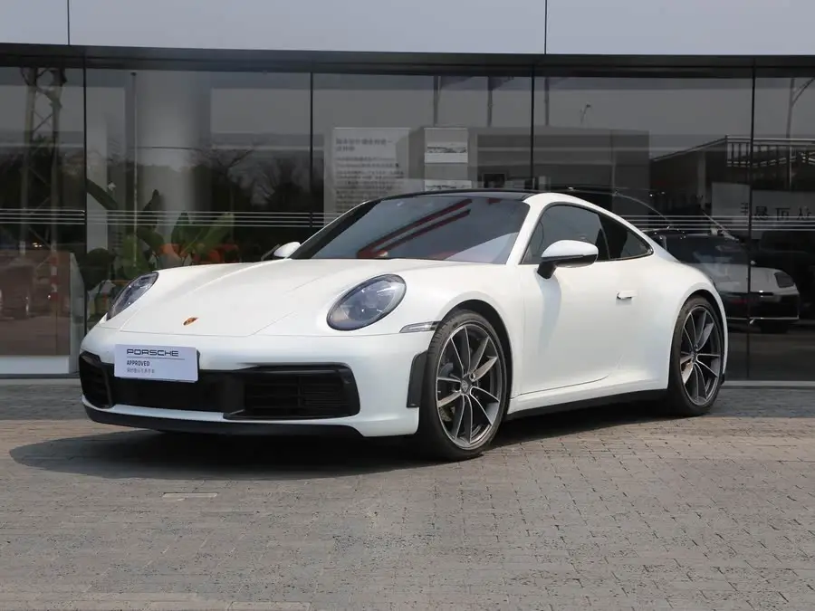 بورش 911 2023 كاريرا 3.0T