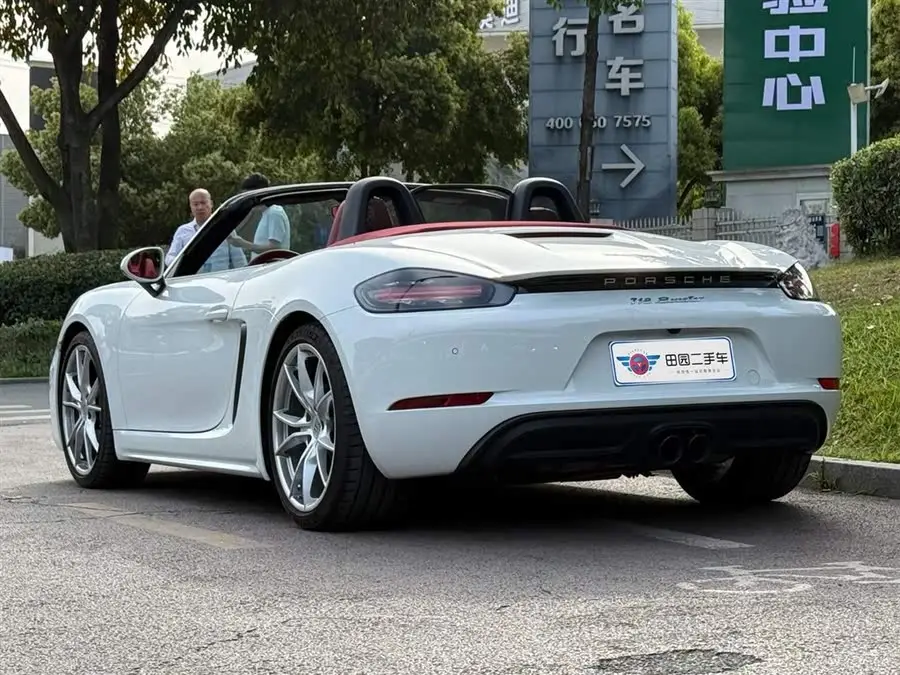 Porsche 718 2022 Model Boxster 2.0T