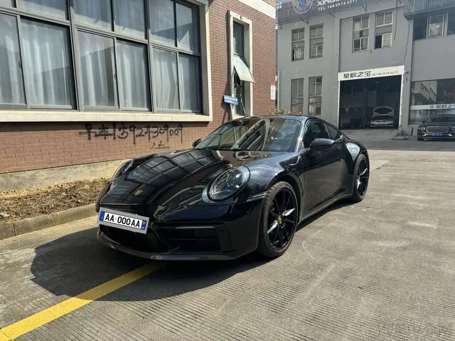 بورشه 911 2023 كاريرا إس 3.0T